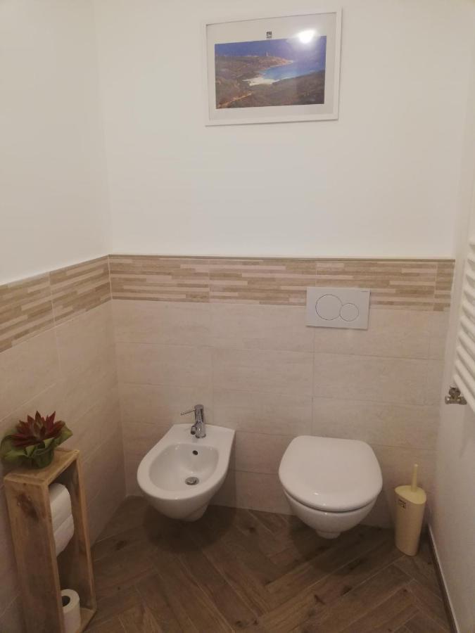 Bed and Breakfast Casa Di Giu Porto Torres Exterior foto