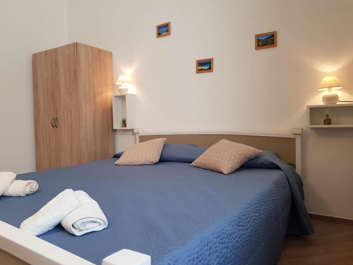 Bed and Breakfast Casa Di Giu Porto Torres Exterior foto